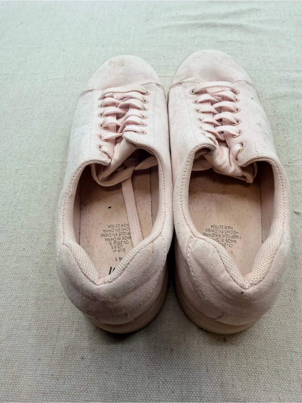 H&M Women's Light Pink Canvas Lace-Up Sneakers